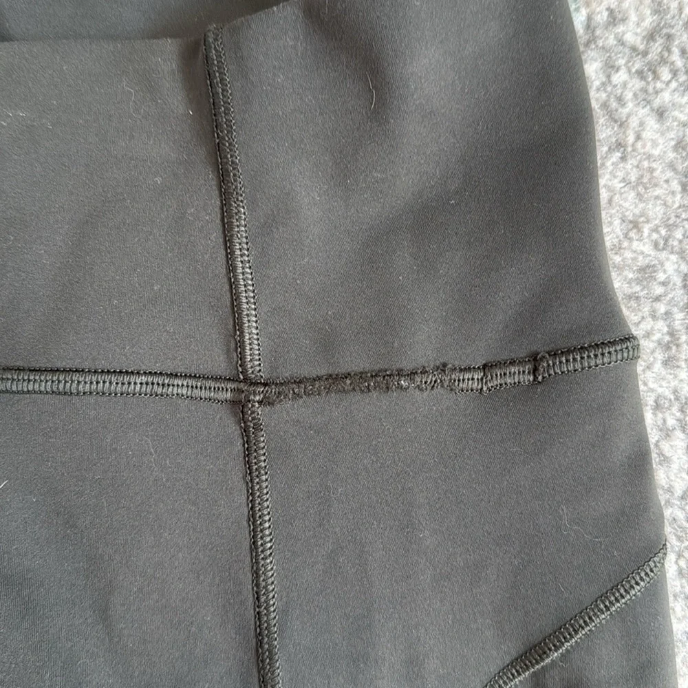 Lululemon In Movement Crop *Everlux 19